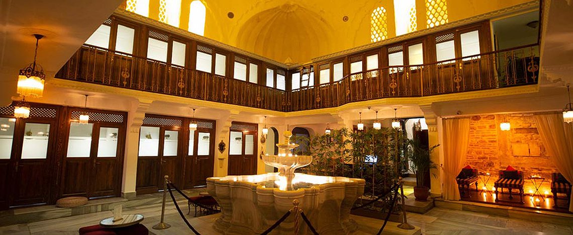 Historical Turkish Bath – Cemberlitas Hamam